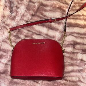 Micheal Kors Purse Red, Cross body with adjustable strap
